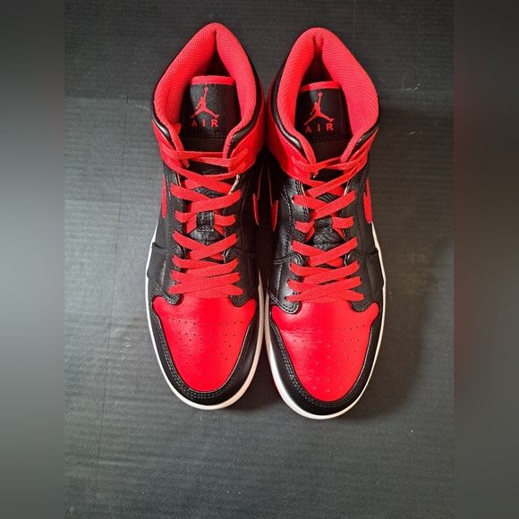 2022 Nike Air Jordan 1 Mid 'Alternate Bred Men's Sneakers Size 10. (No Box) - Picture 15 of 16